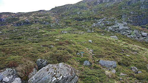 The trailhead for Ådneburen