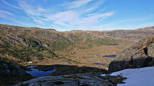 Looking back at Austrefjellet from the ascent to Ådneburen