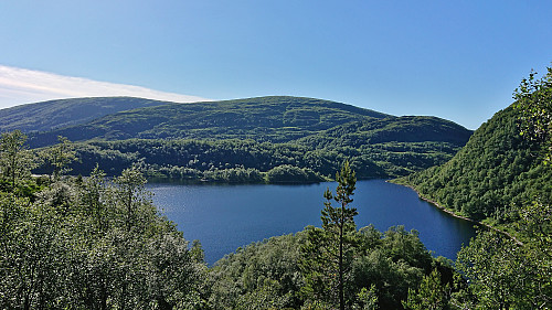 Herlandsfjellet and Svartavatnet from Smetthaugane with Nordnuken to the right