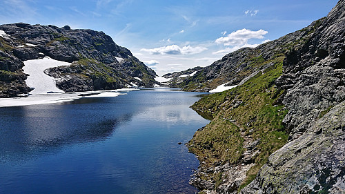 One of the unnamed small lakes southwest of Høgabu