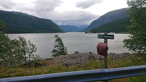 Stedjeberget with Fimreite in the background