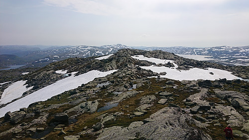 Southwest from the summit with Skjerjevasshovden in the background