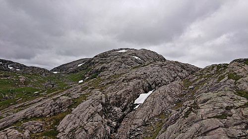 Looking back up at the ridge Petter descended from Torrisskarfjellet