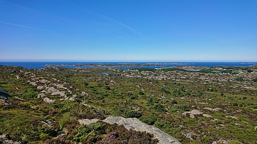 West from Mørkadalsfjellet with Kalavågen to the right