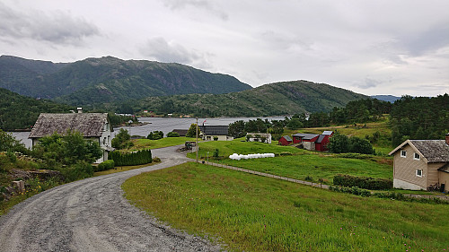 Solbakken with Melshovden in the background
