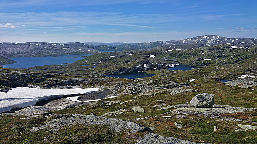 Looking back at Tvinnestølen from the ascent to Storebrekkuna