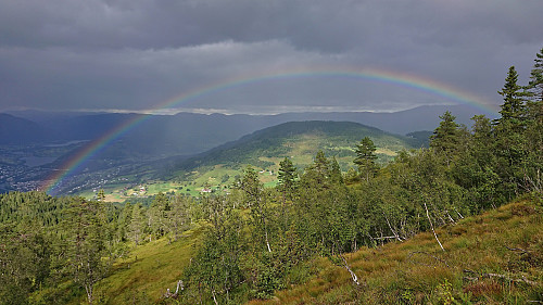 Rainbow above Sonvesåsen from below Rosethytta