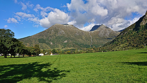 Melderskin and Laurdalstind from Malmanger