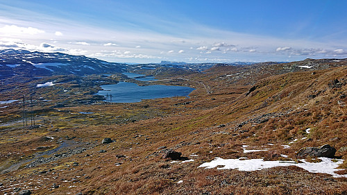 Sandåsvatnet from Finseskart with Vassfjøro in the distance