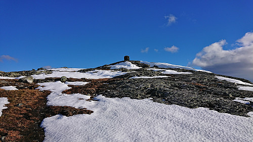 Approaching the summit of Store Finsenuten