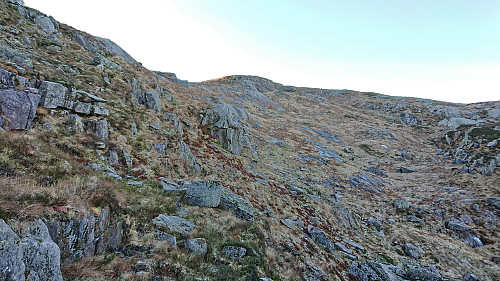 Ascending to Stendarskarfjellet