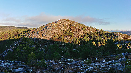 Stauplefjellet from just below the summit of Hopsfjellet