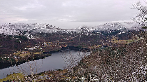 Jorddalsvatnet from the trig marker north of Orretua