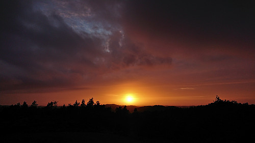 Sunset from southwest of the summit of Rossafjellet