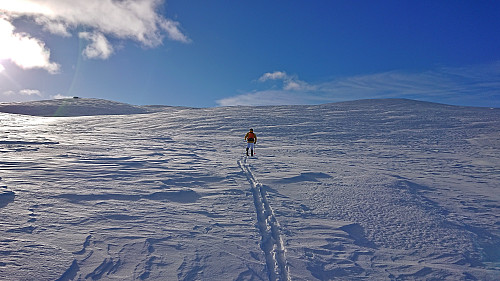 Ascending towards Kvanngrønavene