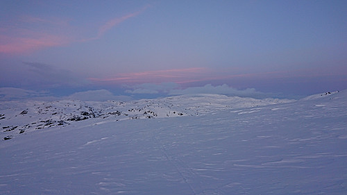 Descending east from Gråsida