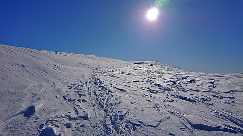 Approaching the summit of Nåmdalsfjellet