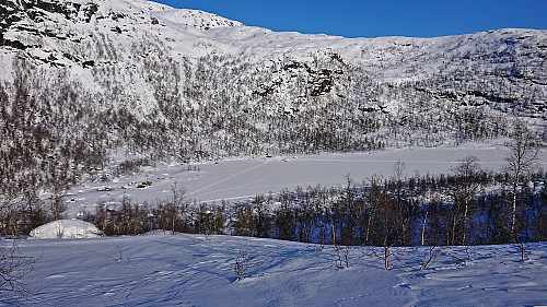 Looking down at Olav Nygards bu from the final part of the descent