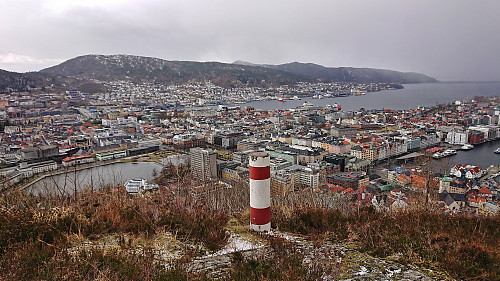 The trig marker at Skansen with Damsgårdsfjellet and Lyderhorn in the background