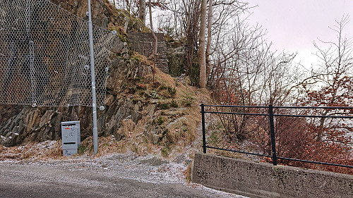 The relatively steep descent down from the trig marker