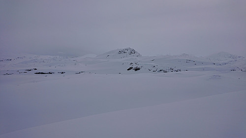 Getting closer to Kjerringfjellet
