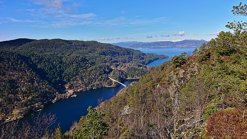 Lukksund bro from the southern hill at Aldalsnuten