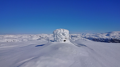 The summit cairn at Blåvasshorgi