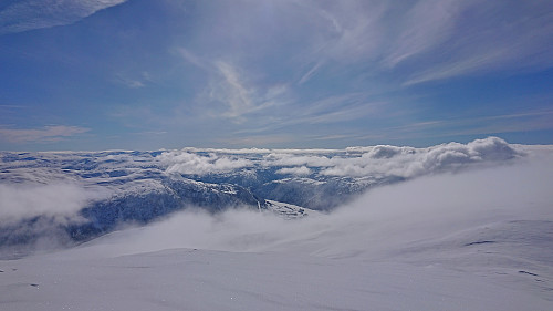 Myrkdalsvatnet from Finnbunuten