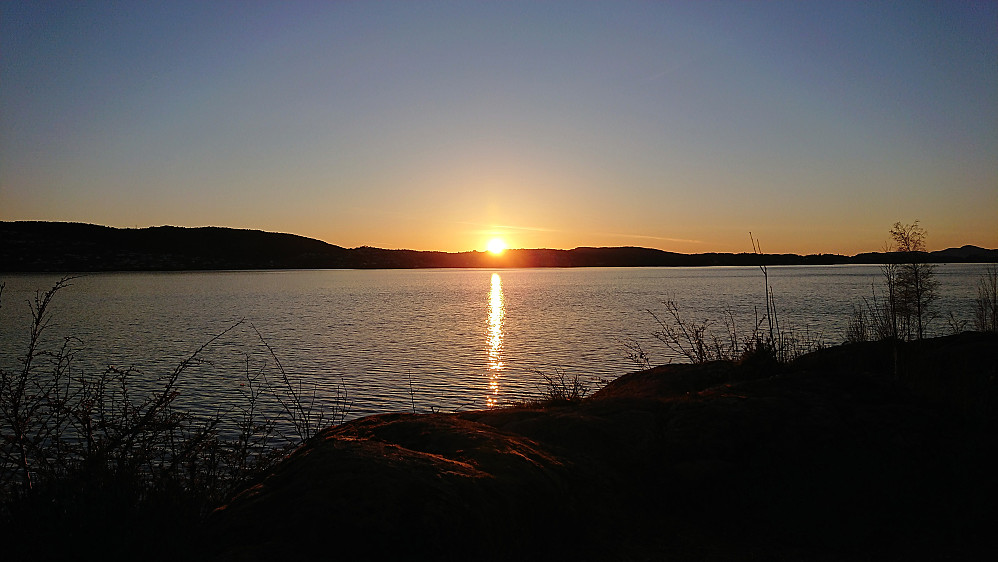 Sunset above Askøy from north of Helleneset