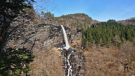 Hedlerfossen from Fossdalsvegen