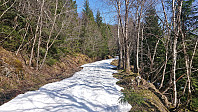 Fossdalsvegen covered by snow