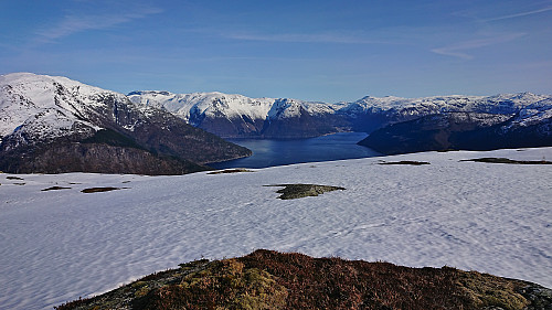 Kinsarvik from Gråfjellet