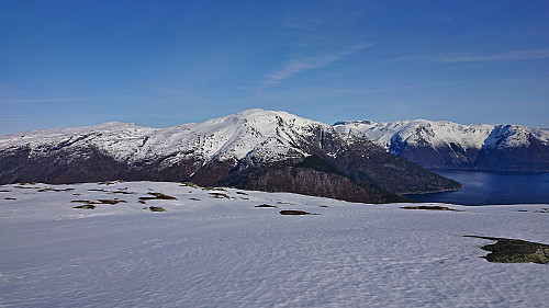 Oksen from Gråfjellet with Ingebjørgfjellet to the left