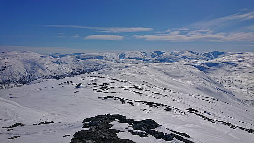 Towards Søre Rjoandeggi from Rjoandeggi Nord with Raundalsryggen in the background