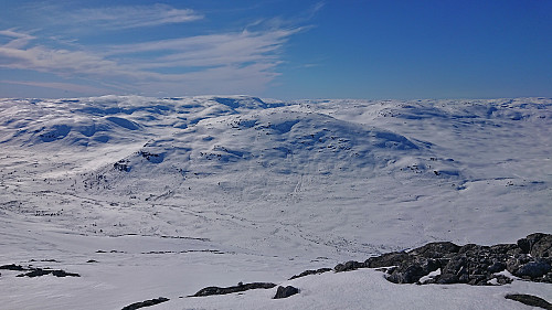 Grodjuvenuten from Rjoandeggi Nord with Kaldafjellet/Kaldanuten in the background