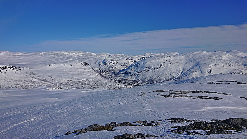 Time for the final descent from Søre Rjoandeggi back to the train station