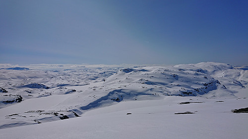 Approaching Skipanuten with Vassfjøra to the right