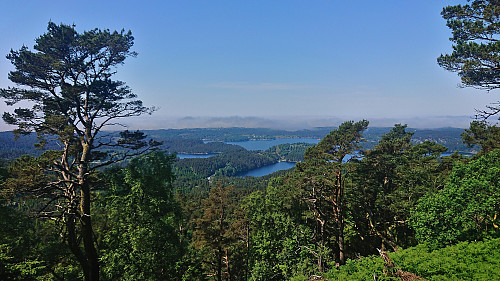 West from Adlesi