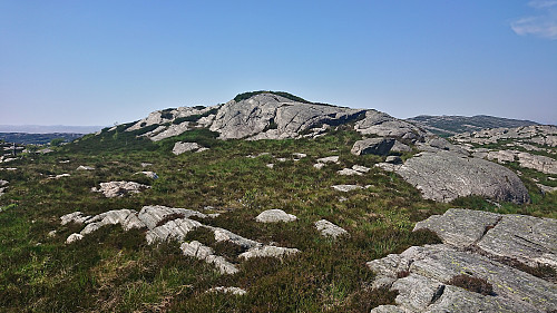 The summit of Øst for Kyrkjenibben