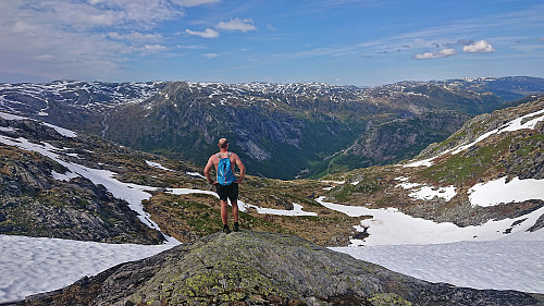 Stølsdalen from the ascent to Smørstakken