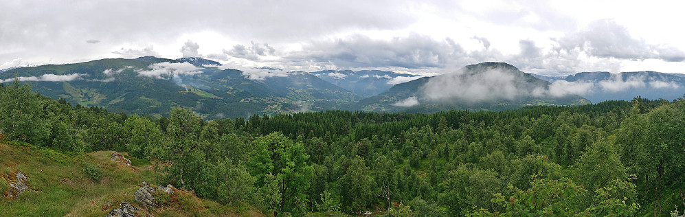 View north from Bondehaug utsiktspunkt