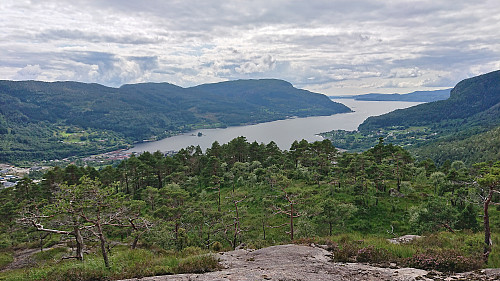 Eikelandsfjorden from Vetlavardhytto