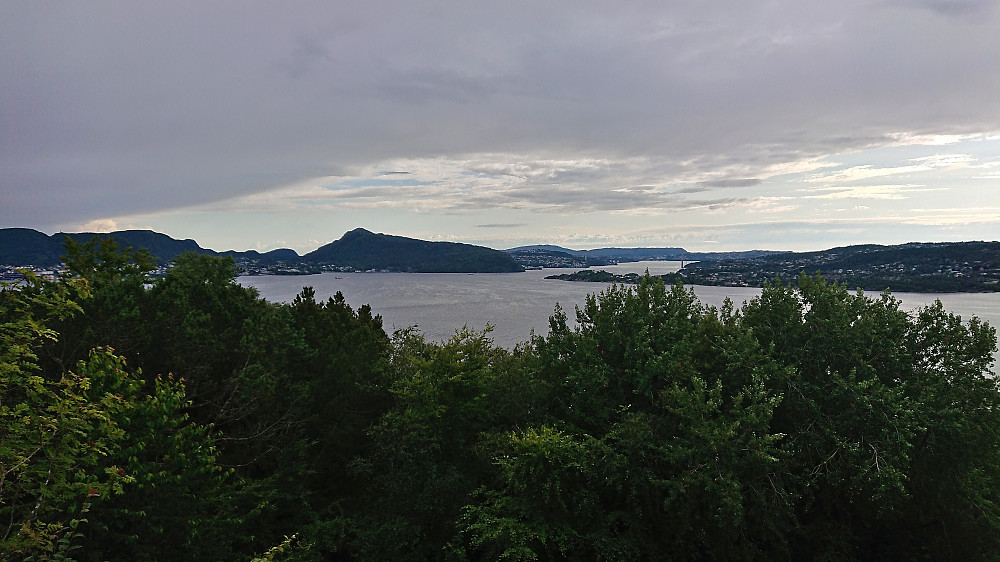 Lyderhorn and Askøybroen from Hellen festning