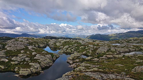 North/northeast from Geitafjella