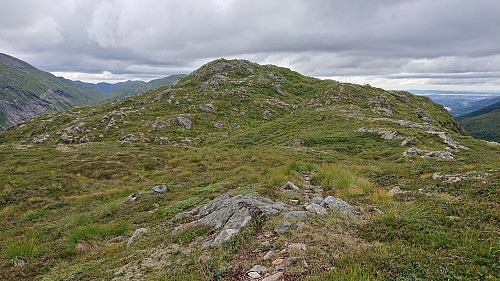 Approaching the summit of Hotten