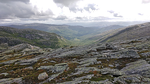 Looking back at Øykholmane from Sørdalsfjellet