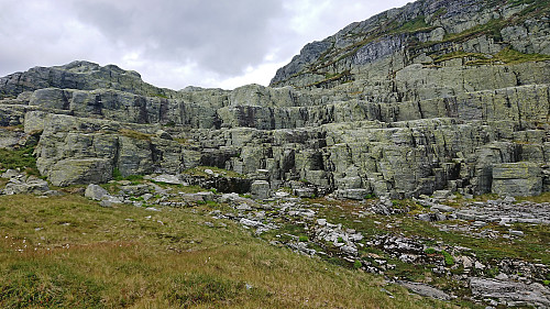 Looking back at the giant/troll size stone steps down from Odin/Ådni 1069