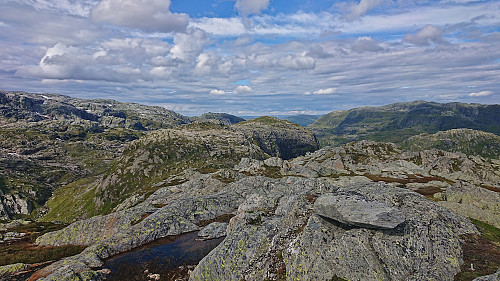 Looking back at the three Ådni summits from Gråtindane