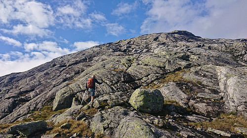 Our off-trail ascent to the ridge north of Taket
