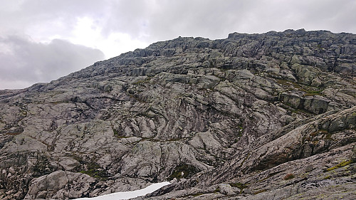 The ascent to Eldhusfjellet